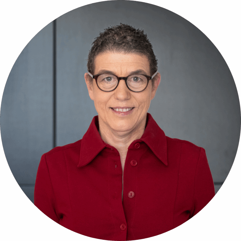 Conny Bauer, Beraterin